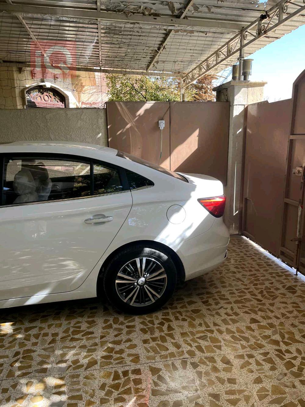 MG 5